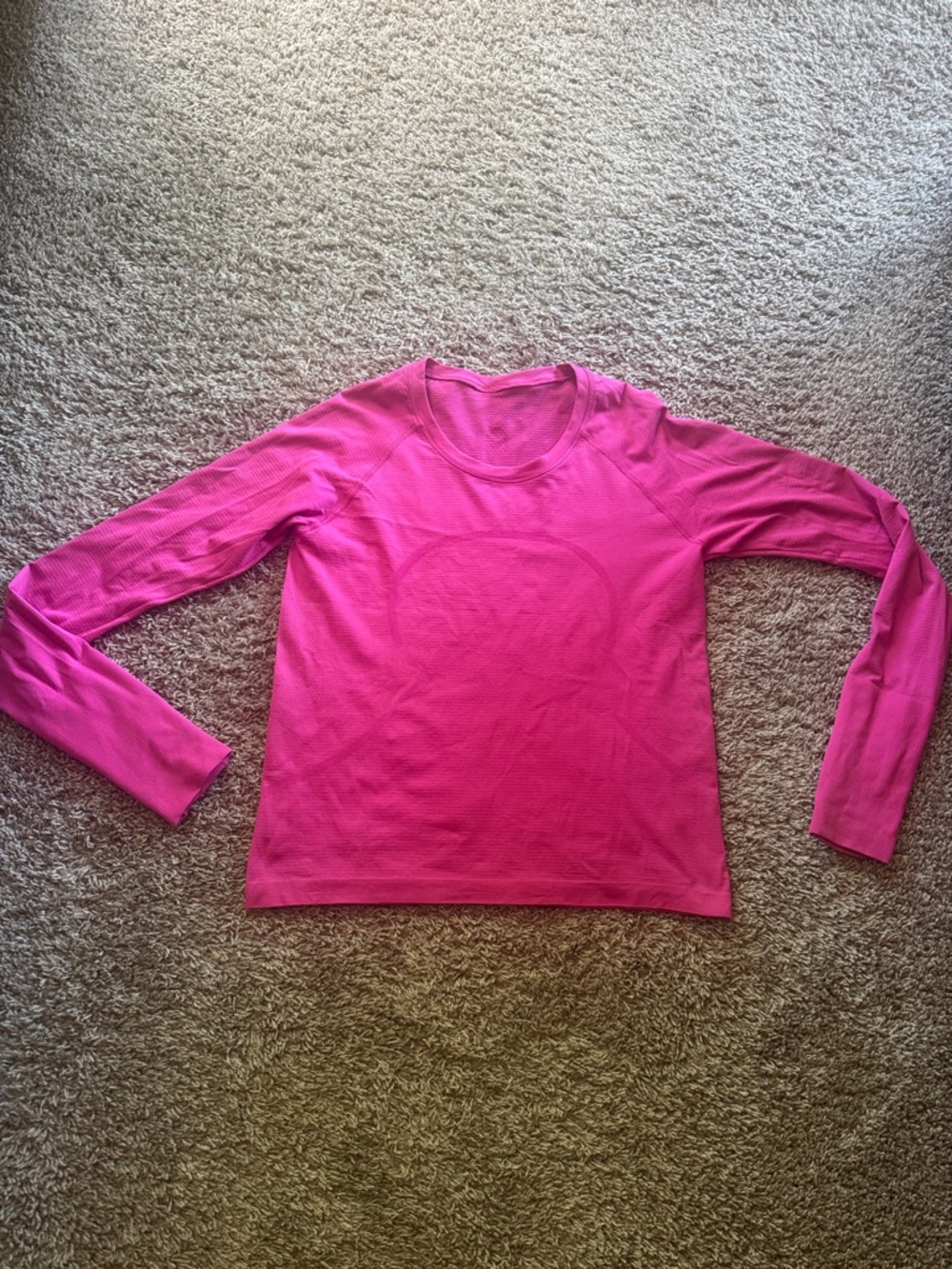 Lululemon Pink Long Sleeve Crewneck Top - Size 4 or 6